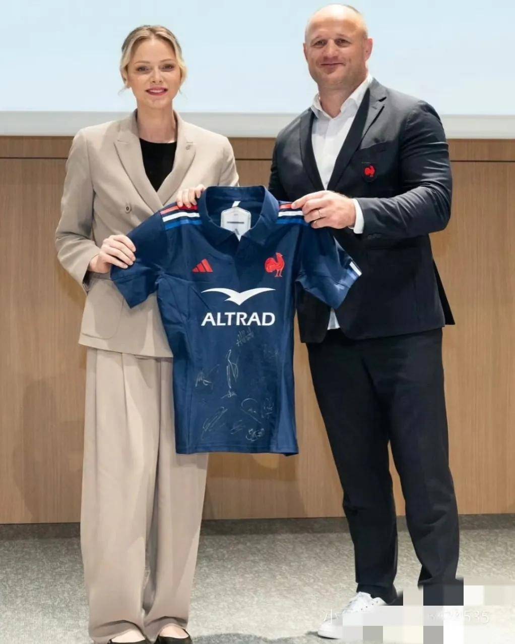 摩纳哥客场告捷，终结马赛不败纪录