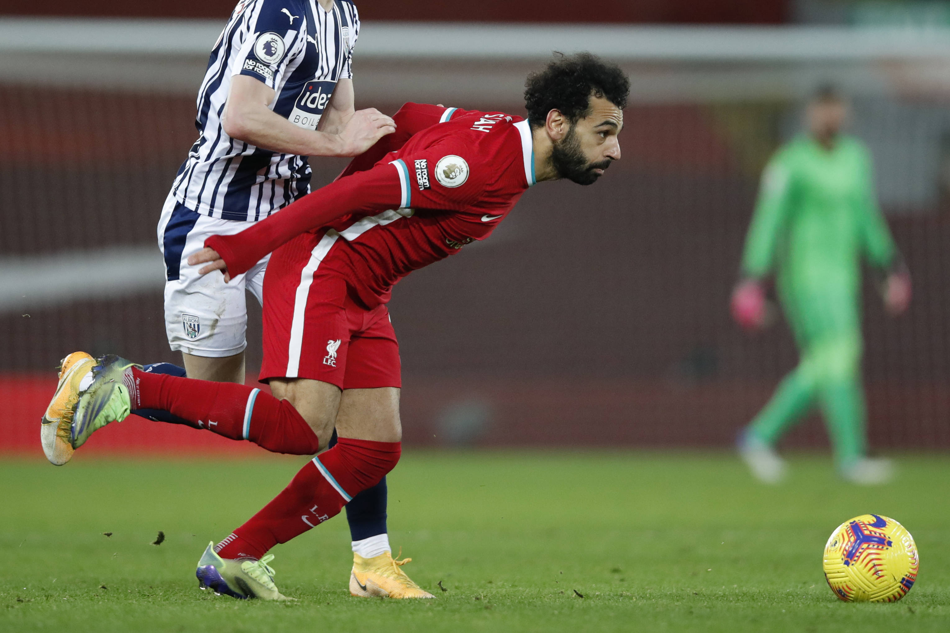 利物浦星锋破门数次，助球队晋级淘汰桑德兰