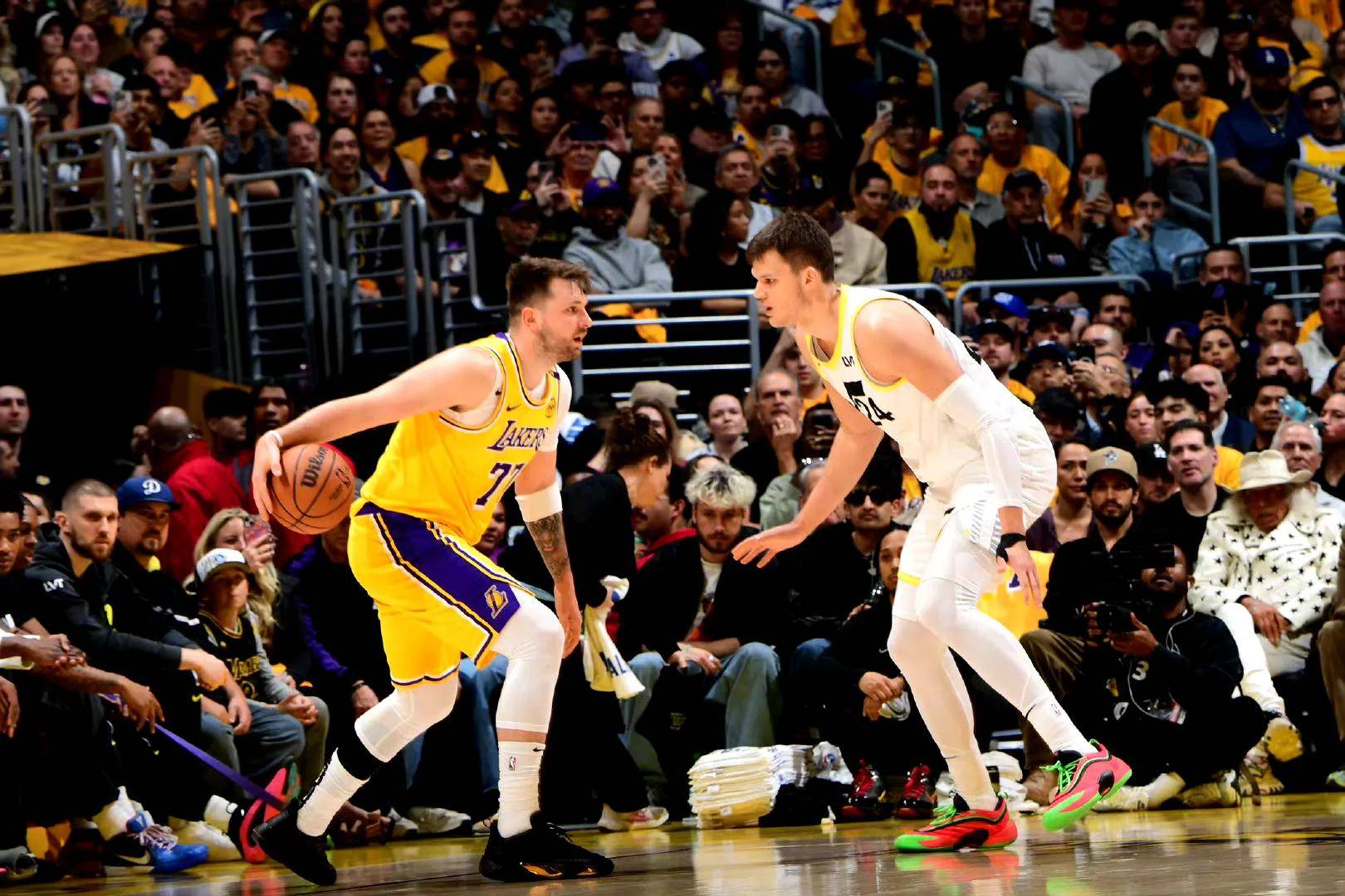 火箭陷入低谷,爵士连败,东契奇球队命运悬念! 火箭陷入低谷,爵士连败,东契奇球队命运悬念!